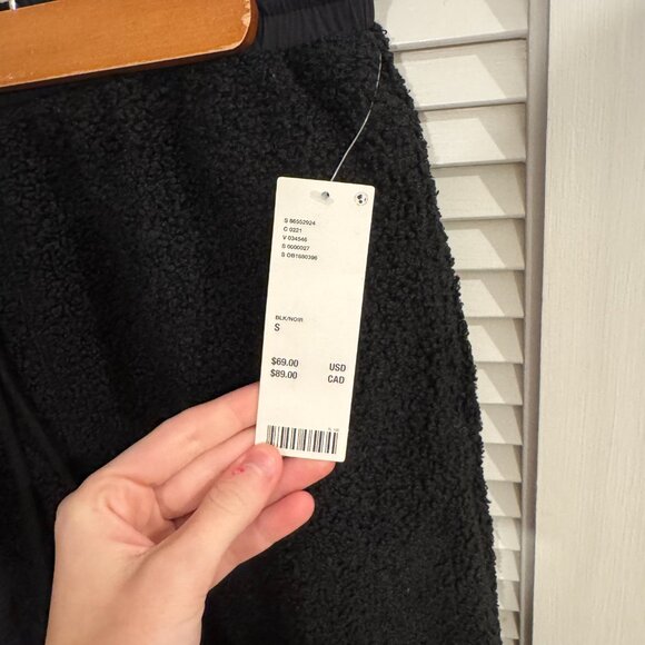 NWT black Sherpa Sweatpants - Picture 7 of 7